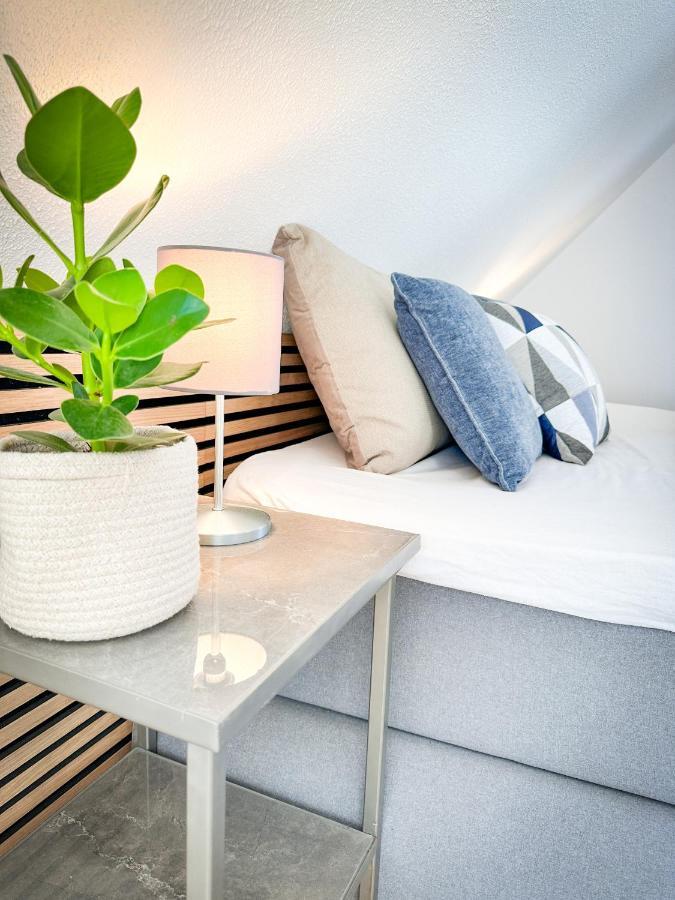 Schoenes Modernes Einfamilienhaus Fuer 1 Bis 6 Personen Rimpar ภายนอก รูปภาพ